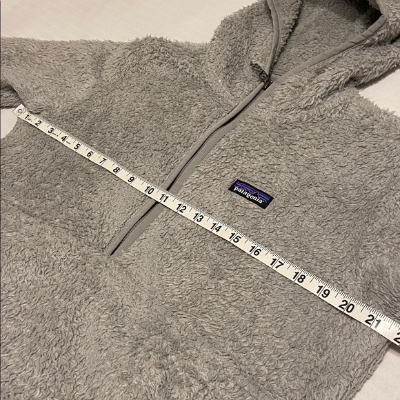 Patagonia Women's Los Gatos Hooded Pullover light grey 1/2 Zip Outdoors Medium - Picture 11 of 11